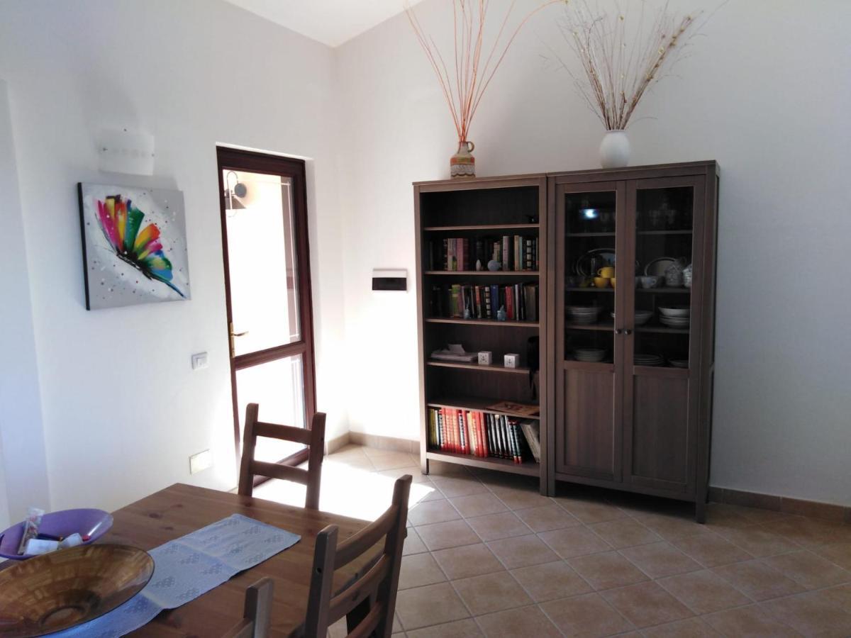 Villa Panoramica Immersa Nel Verde ปอร์โตปีโน ภายนอก รูปภาพ